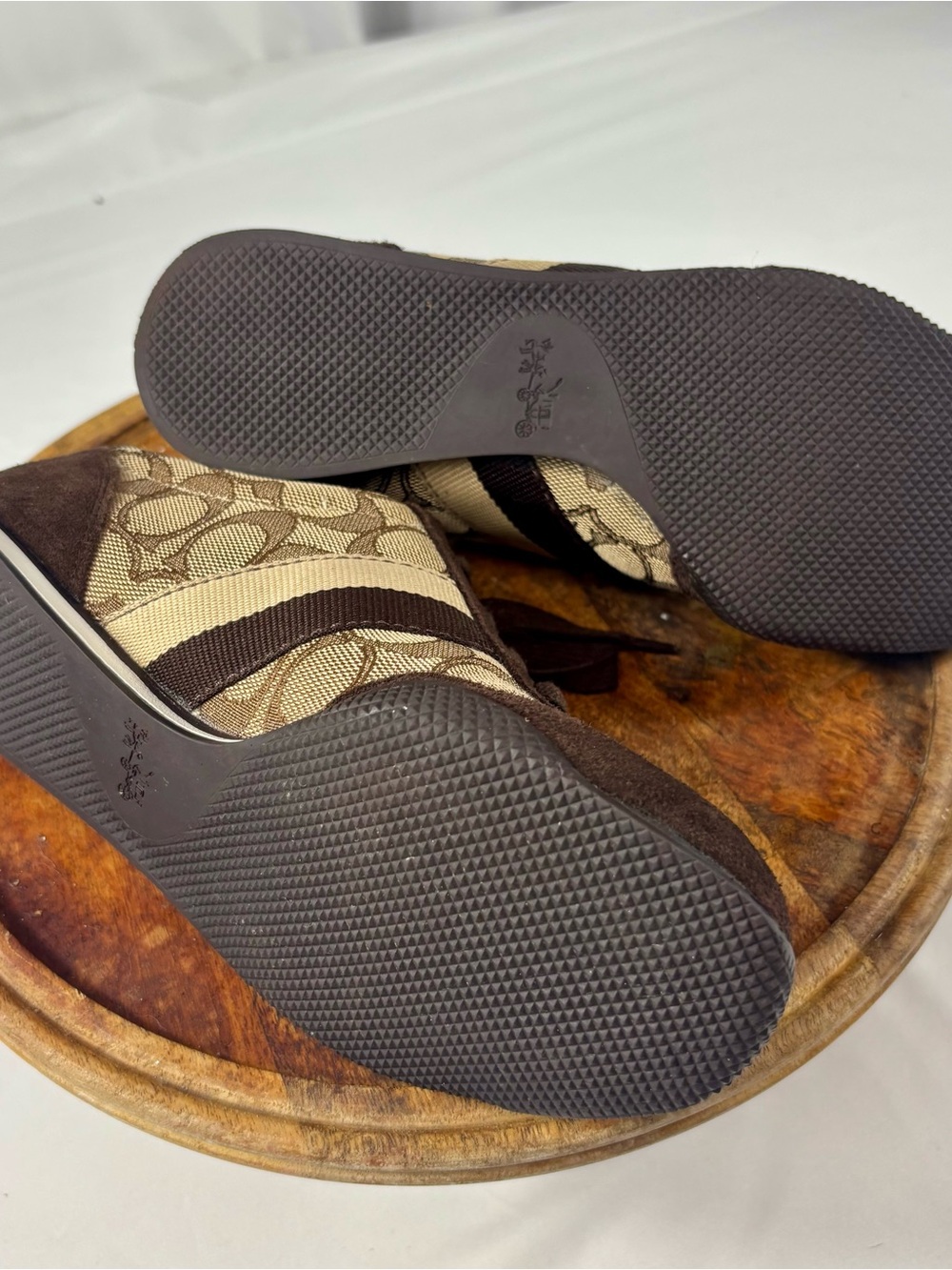 Coach Signature and C Brown Jacquard Sneakers Size 6.5 - Picture 10 of 16
